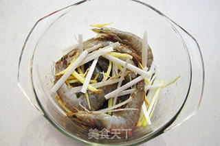 新年宴客快手菜:泰式甜辣虾的做法步骤:3