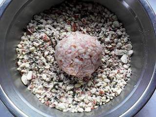 芝麻花生红米丸的做法步骤:7