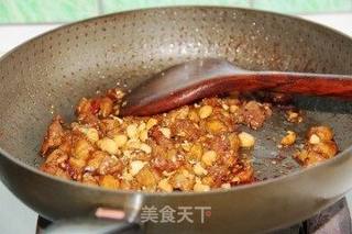 宫保鸡丁的做法步骤:11