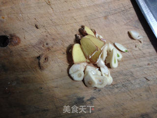 清蒸白鲳鱼的做法步骤:2