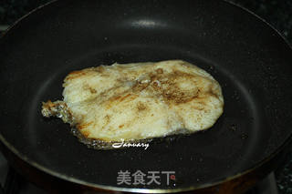 黄油香煎银鳕鱼的做法步骤:5