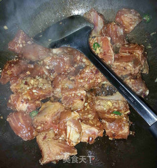 老干妈排骨的做法步骤:4