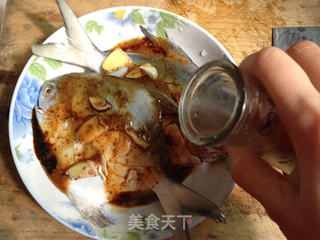 清蒸白鲳鱼的做法步骤:9