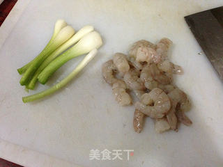 虾仁排骨海参汤的做法步骤:5