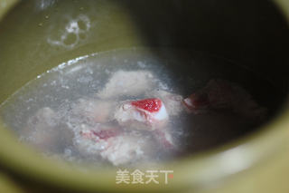 海带玉米排骨汤的做法步骤:3