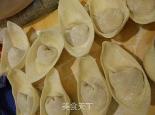 猪肉大葱馅馄饨的做法步骤:11