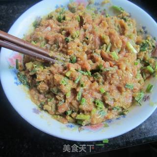 莴笋瘦肉煎饺的做法步骤:6