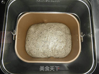 黑芝麻小餐包的做法步骤:6