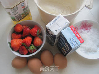 草莓蛋糕的做法步骤：1