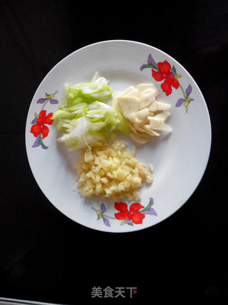 平菇炒腊肉的做法步骤:6