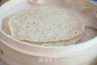 立春少不了吃春饼,软化咸香的春饼制作法的做法步骤:8