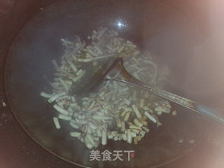 孜然鱿鱼炒饭的做法步骤:5