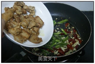 劲辣香酥鸡翅的做法步骤:9