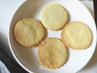 羊年饼干萌萌哒的做法步骤:8