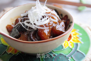 软糯抗衰的经典大菜:【红烧牛筋】(附卷卷葱丝的做法)的做法步骤:25