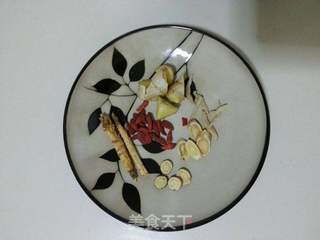 淮山药老鸭汤的做法步骤:2