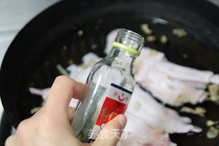 软糯抗衰的经典大菜:【红烧牛筋】(附卷卷葱丝的做法)的做法步骤:5