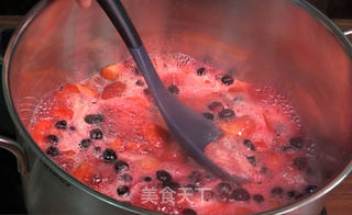 草莓蓝莓果酱 Strawberry & Blueberry Jam的做法步骤:3