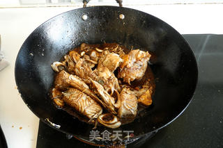 大头鱼烧豆腐的做法步骤:7