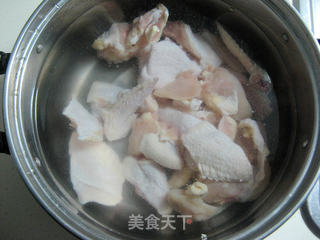 鸡翅菌菇汤手擀面的做法步骤:6
