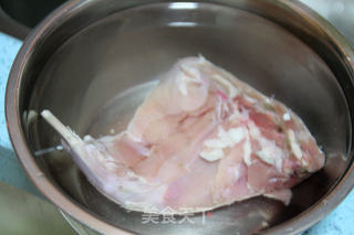 【黑椒烤兔腿】:别有滋味的荤中之素的做法步骤:2