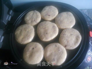 蓝莓黄豆面贴饼子的做法步骤:9