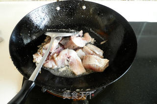 大头鱼烧豆腐的做法步骤:5