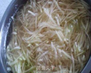土豆胡萝卜汤的做法步骤：2