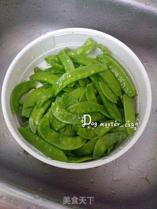【荷兰豆炒烧肉】的做法步骤:2