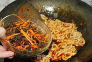 鱼香肉丝的做法步骤:6