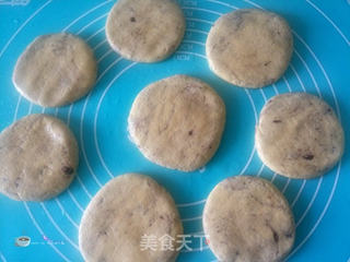 蓝莓黄豆面贴饼子的做法步骤:6
