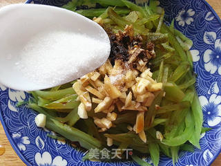 快手菜——凉拌莴苣丝的做法步骤:10