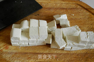 大头鱼烧豆腐的做法步骤:3