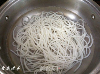 桂林米粉的做法步骤:8