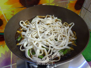 扁豆焖手擀面的做法步骤:16