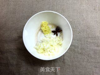 鸿运当头(少油版红烧狮子头)的做法步骤:5