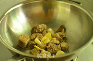 白萝卜炖排骨的做法步骤:5