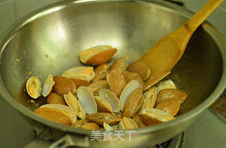 油爆蛤蜊的做法步骤:7