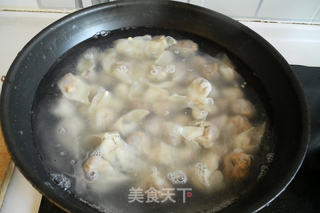 香菇猪肉馄饨的做法步骤:7