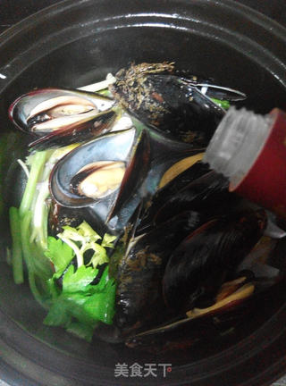 白酒煮青口的做法步骤:7
