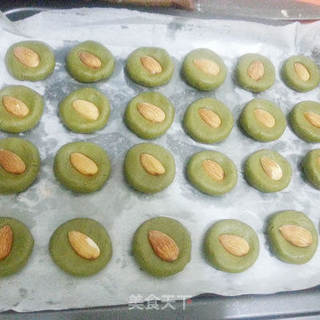 抹茶杏仁饼干——下午茶好吃点的做法步骤:7