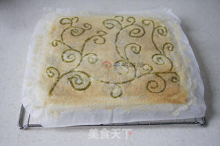 花纹戚风蛋糕卷的做法步骤:15