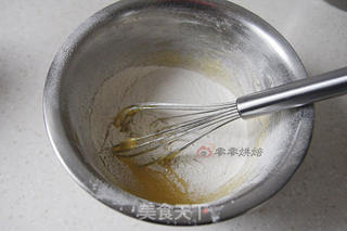 花纹戚风蛋糕卷的做法步骤:4