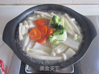 鱼糕豆腐锅的做法步骤:7