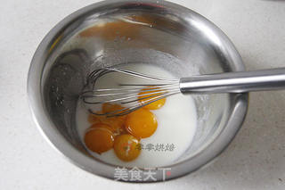花纹戚风蛋糕卷的做法步骤:3