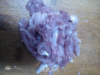 芹菜熏干炒肉的做法步骤:4