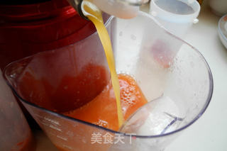 草莓鲜橙果汁的做法步骤:7