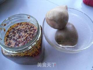 红油咸菜丝的做法步骤：1