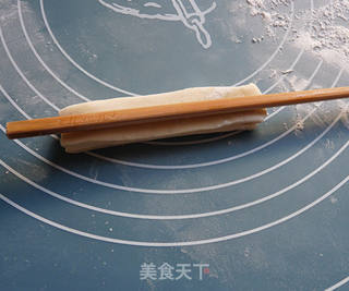 自制油条的做法步骤:5