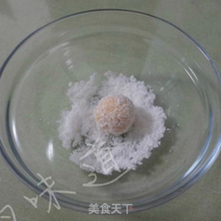 黄金椰丝球的做法步骤:6